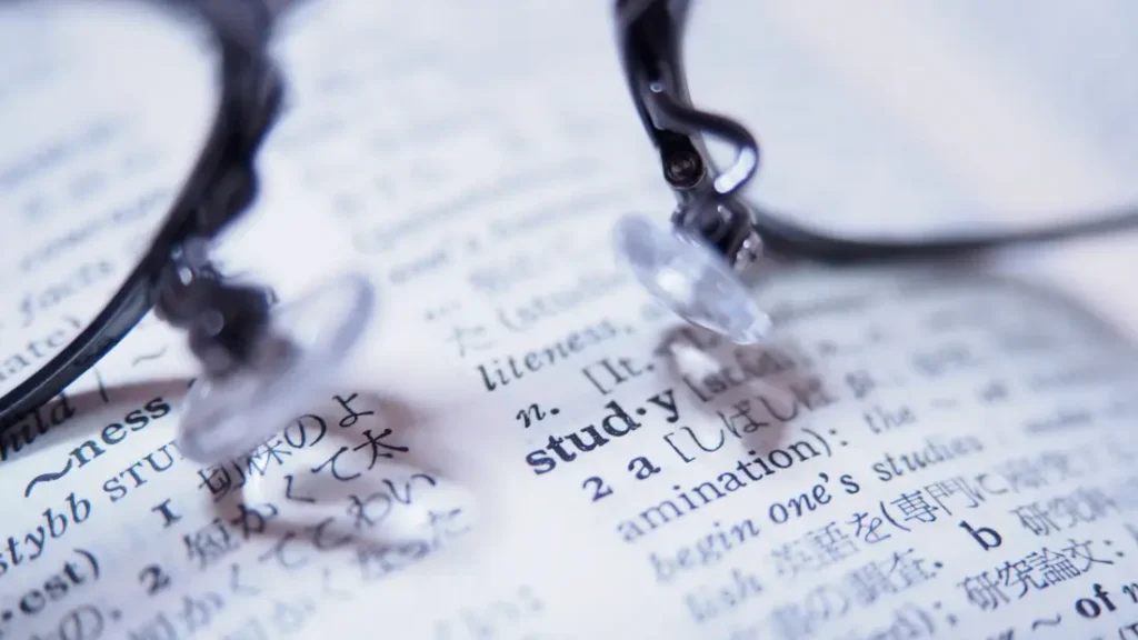 Noam Chomsky Dil Gelişimi Kuramı Nedir? Noam Chomsky Dil Gelişimi Kuramı Nedir